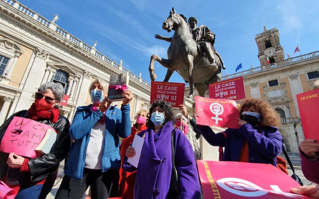 Con la Casa di Roma in difesa dei luoghi delle donne!