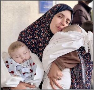 Donna-di-Gaza-con-i-due-figli-morti